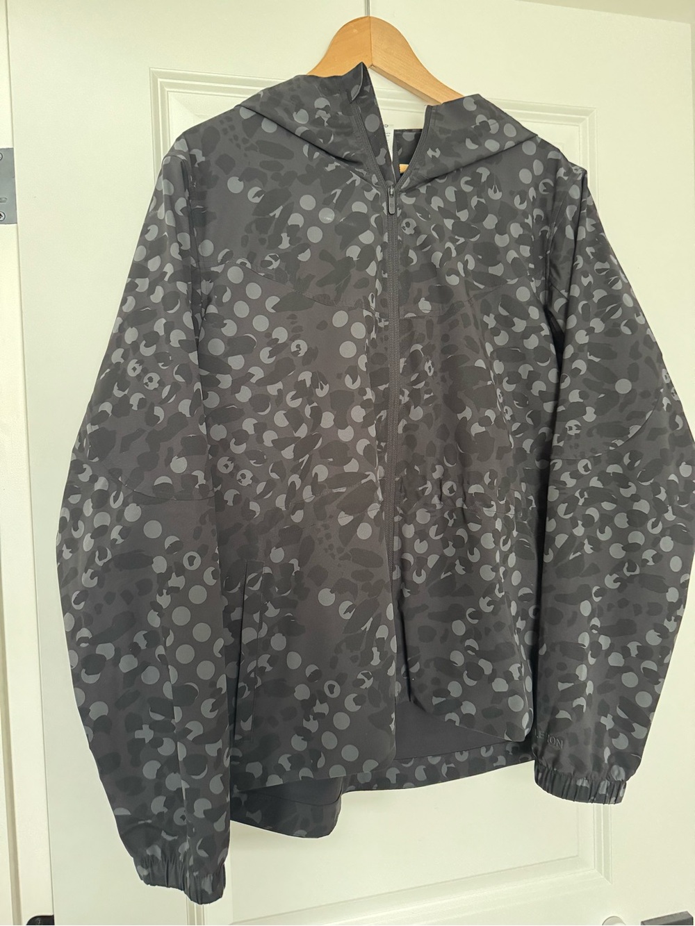 Lululemon Packable Water Repellent  Jacket - Sz 12
